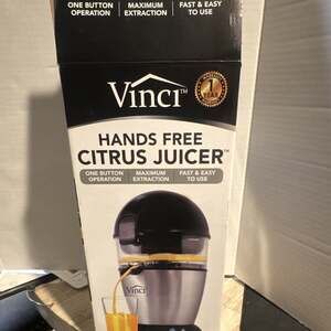 Vinci Hands Free Citrus Juicer 150W Stainless Steel 10 oz Silver/Black